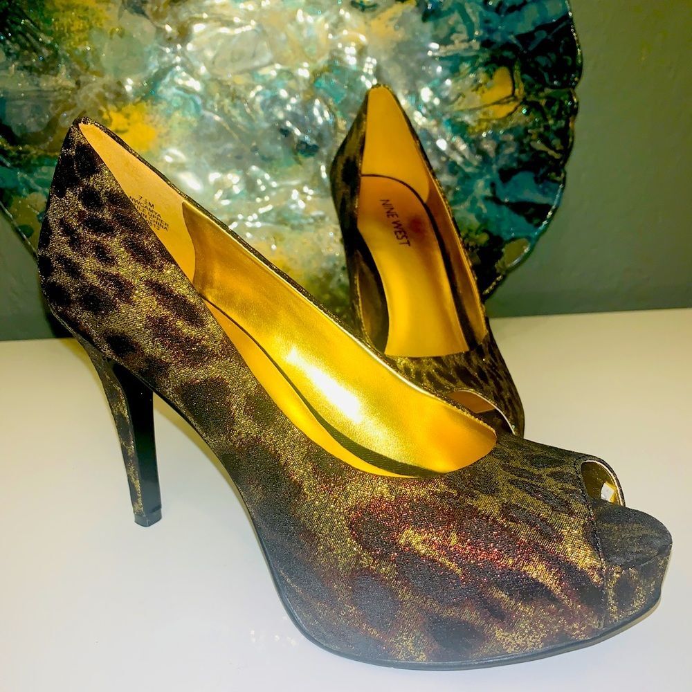 New Nine West Leopard Print Platform Stilettos Heels 7.5